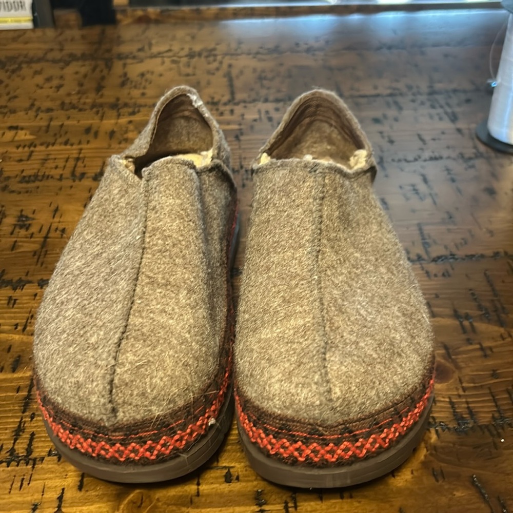 Brown-Grey Ugg Slip-On